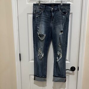 Judy Blue Distressed Boyfriend Jeans in Dark Blue